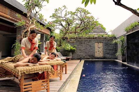 The environment of the resort is so nice with infinity pools, although there were no music at the pool, the sounds of the waves relaxes you. . Massage seminyak